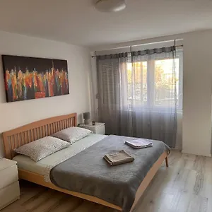 Apartment Ella Mare 