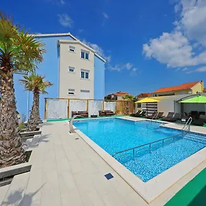 Nika Appartement Bibinje